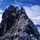 Gunung Cartenz, salah satu jalur pendakian paling ekstrem di Indonesia. (kemenparekraf.go.id)