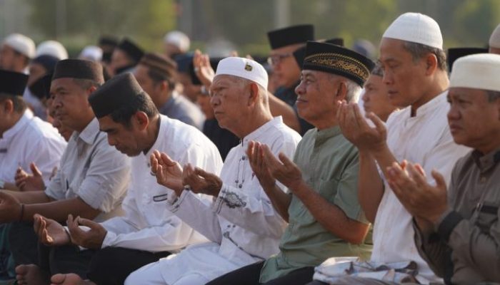 Mohon Hujan dan Keberkahan, Ratusan Pegawai Pemprov Babel Gelar Salat Istisqa