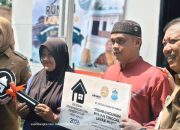 Tekan Jumlah RTLH, Wali Kota Pangkalpinang Serahkan Rumah Layak Huni di Air Kepala Tujuh