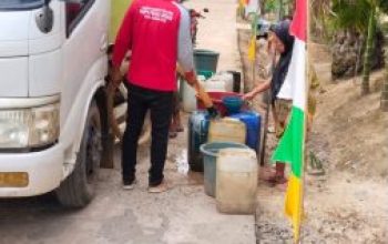 PT HKI Salurkan 28 Ribu Liter Air Bersih